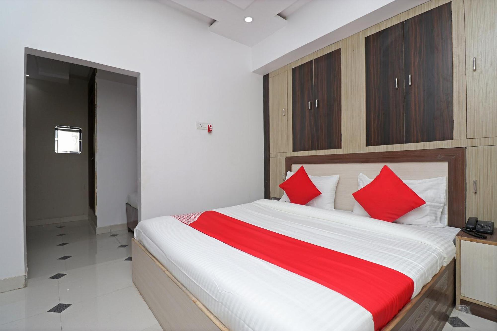Hotel O Swastik Resort Colonelganj Ngoại thất bức ảnh