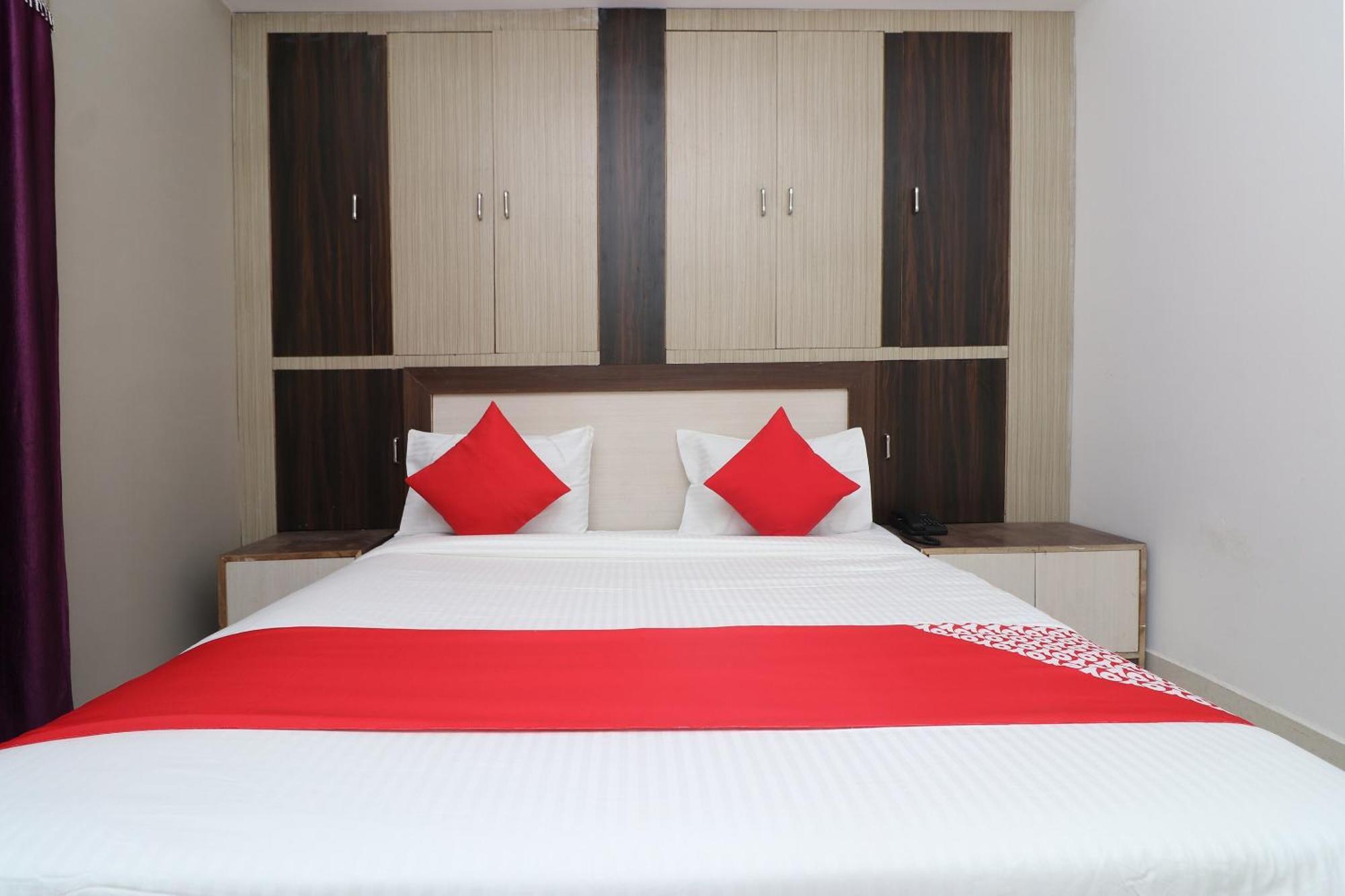 Hotel O Swastik Resort Colonelganj Ngoại thất bức ảnh