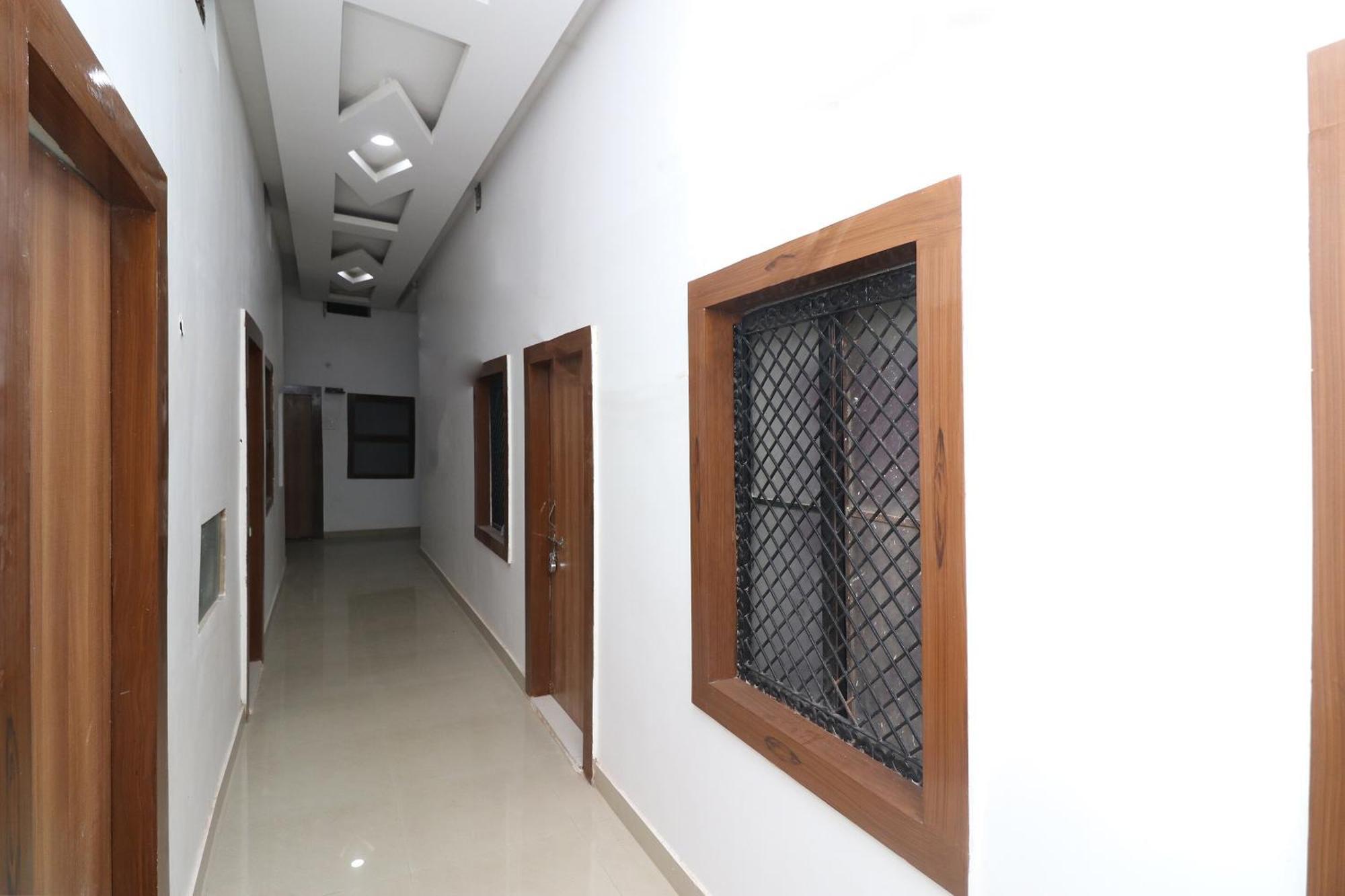 Hotel O Swastik Resort Colonelganj Ngoại thất bức ảnh